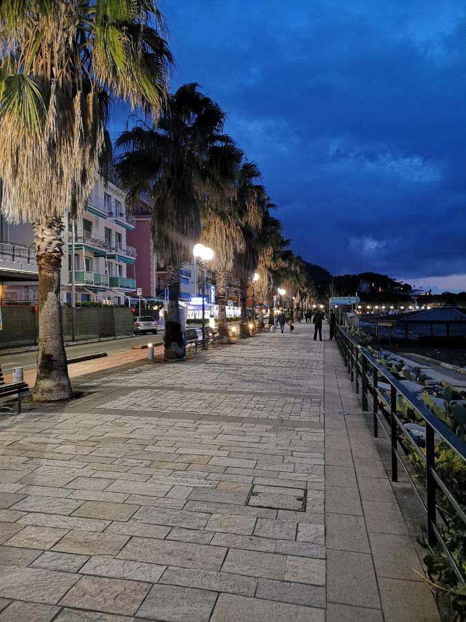 Raggio Di Sole Lejlighed Sestri Levante Eksteriør billede